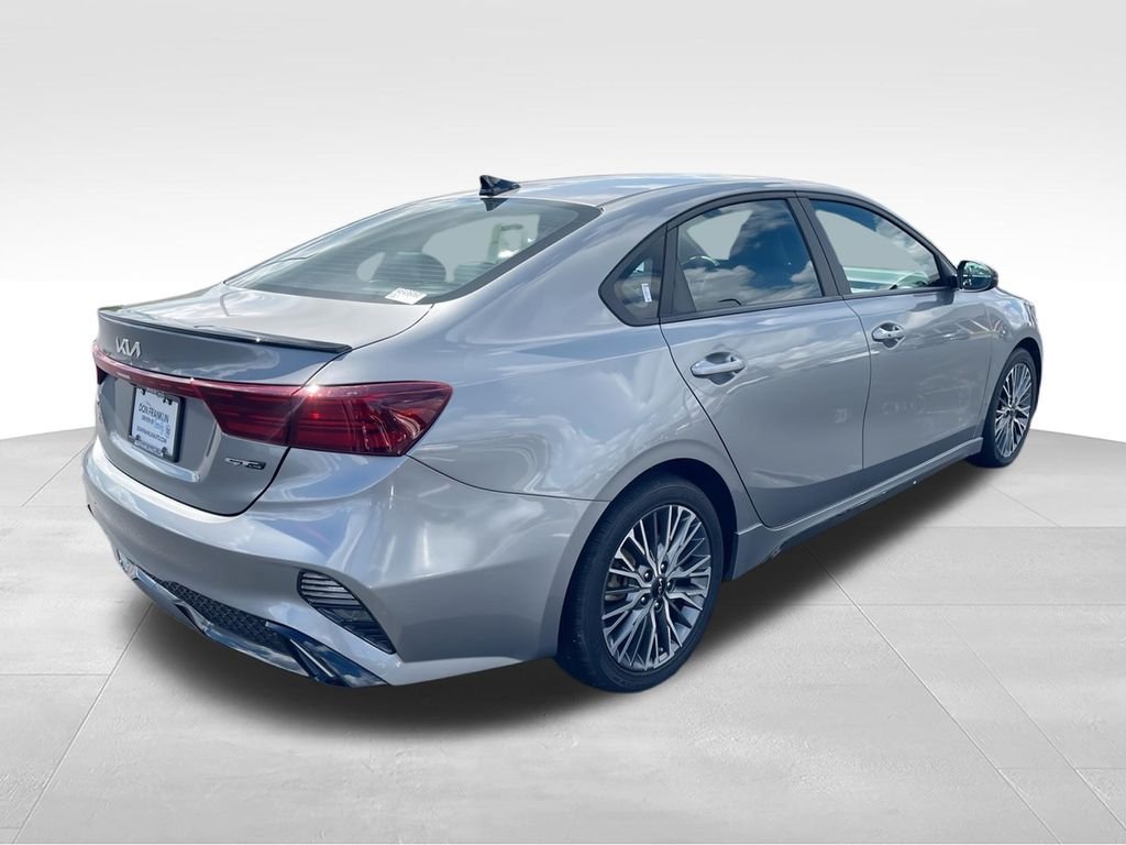 Used 2022 Gray Kia GT-Line image 7