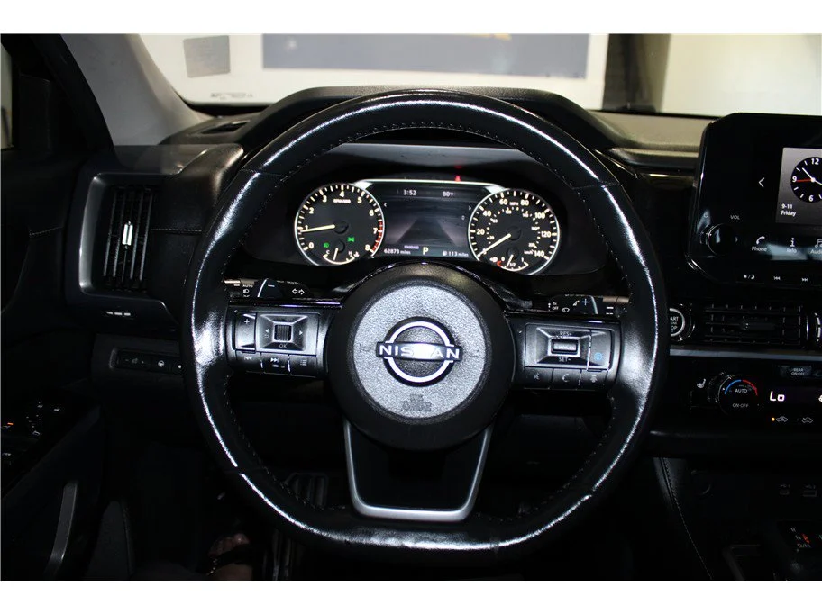 Used 2022 Super Black Nissan SL image 23
