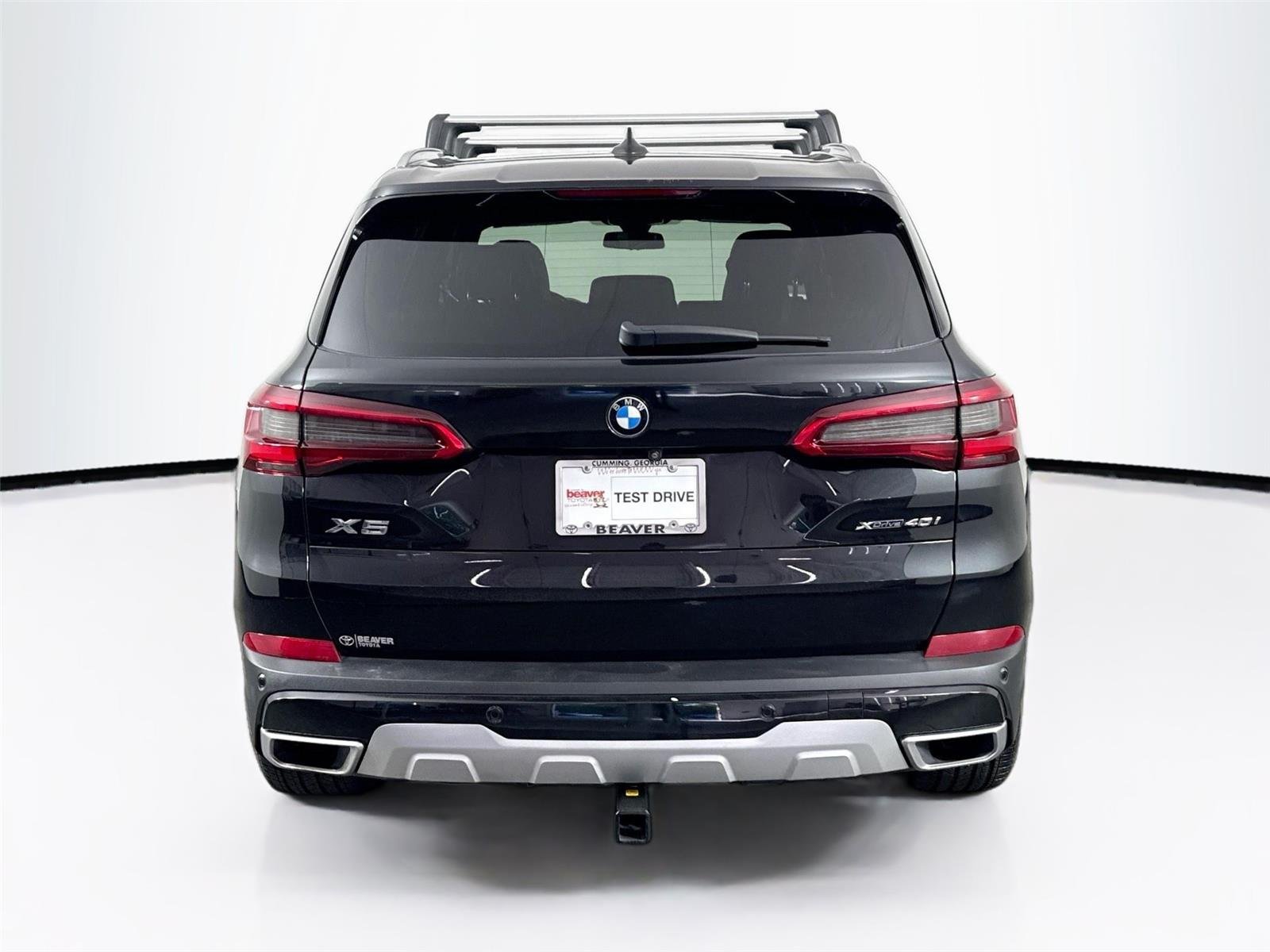 Used 2019 Black Sapphire Metallic BMW xDrive40i image 12