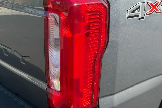 Used 2025 Gray Ford XLT image 11