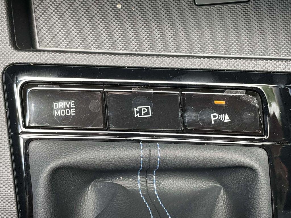 New 2026 White Hyundai Sedan image 33