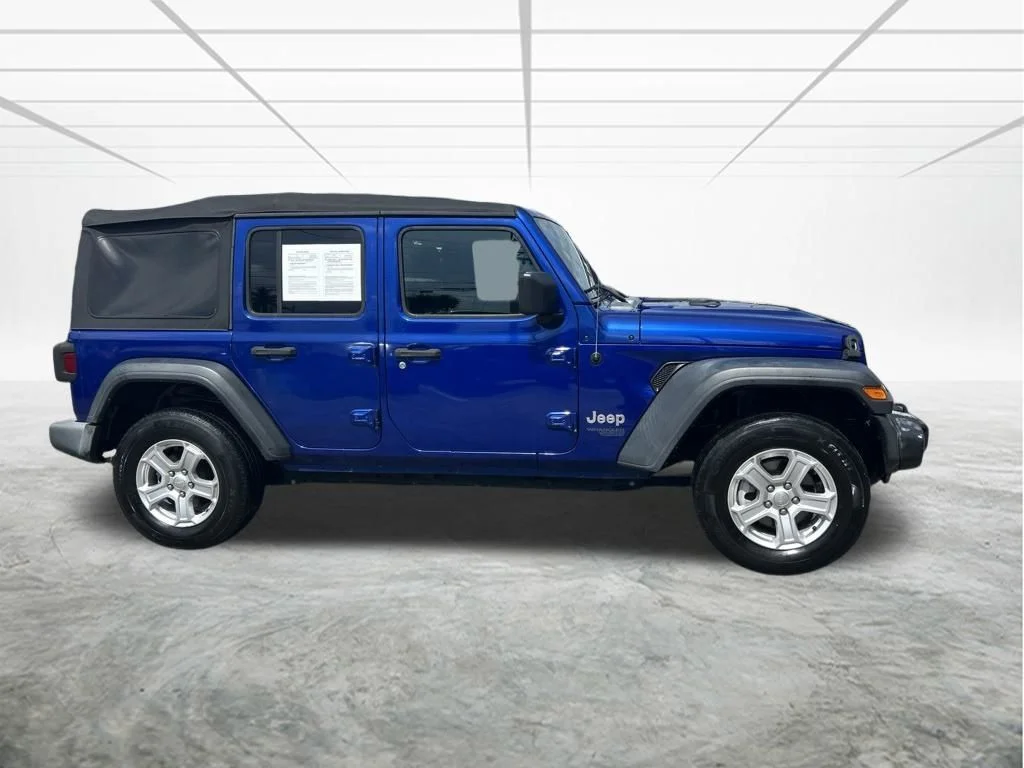 Used 2019 Blue Jeep Unlimited Sport S image 3