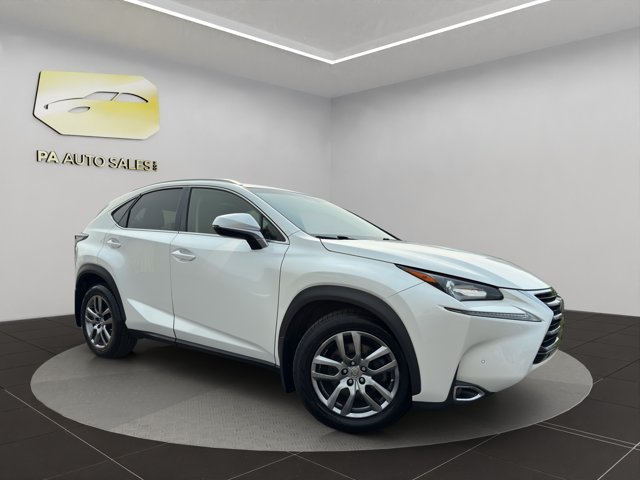 Used 2015 White Lexus  image 1