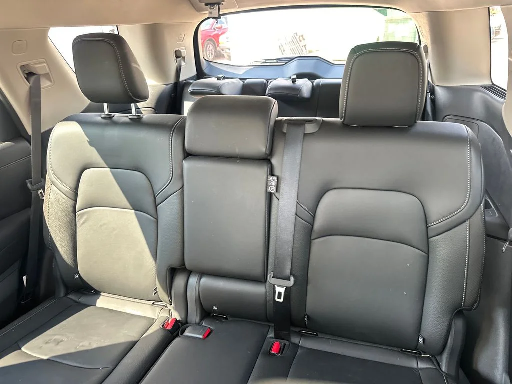 Used 2025 Gray Nissan SL image 47