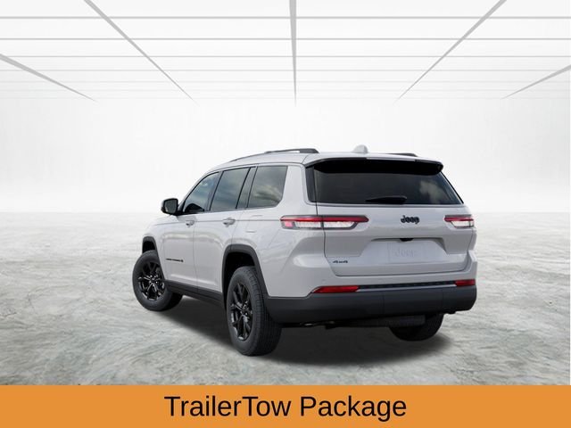 New 2026 Bright White Clear-Coat Exterior Paint Jeep Altitude image 4