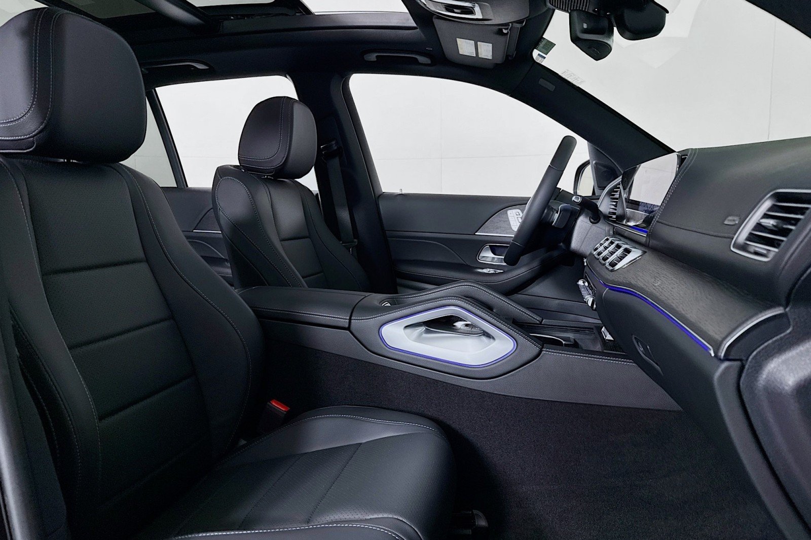 New 2026 Obsidian Black Metallic Mercedes-Benz GLE 350 4MATIC® SUV image 13