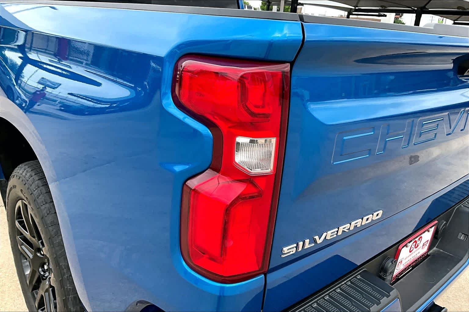 Used 2023 Glacier Blue Metallic Chevrolet RST image 28