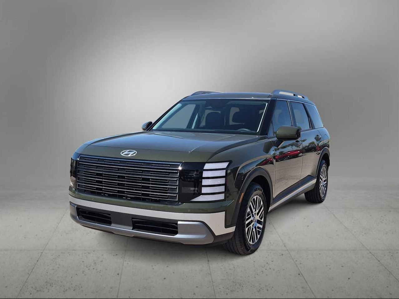 New 2026 Titan Green Hyundai SEL AWD image 4