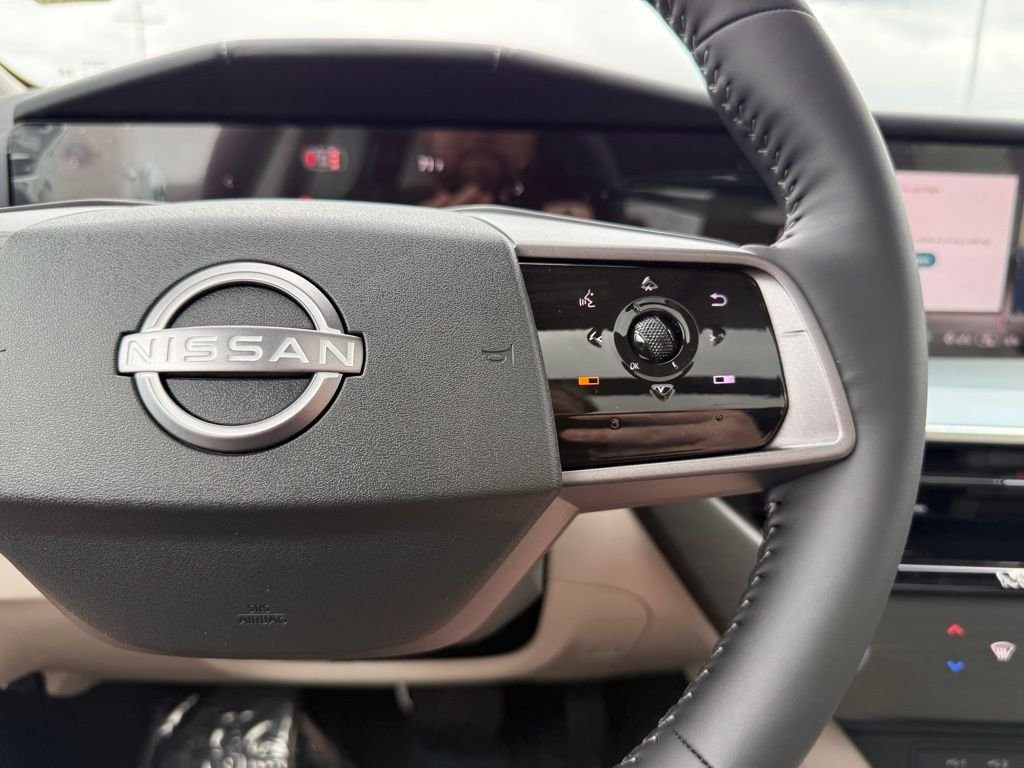 New 2026 Everest White Pearl TriCoat Nissan SL image 26