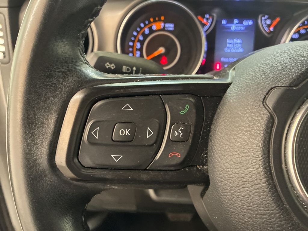Used 2022 White Jeep Unlimited Sport S image 25