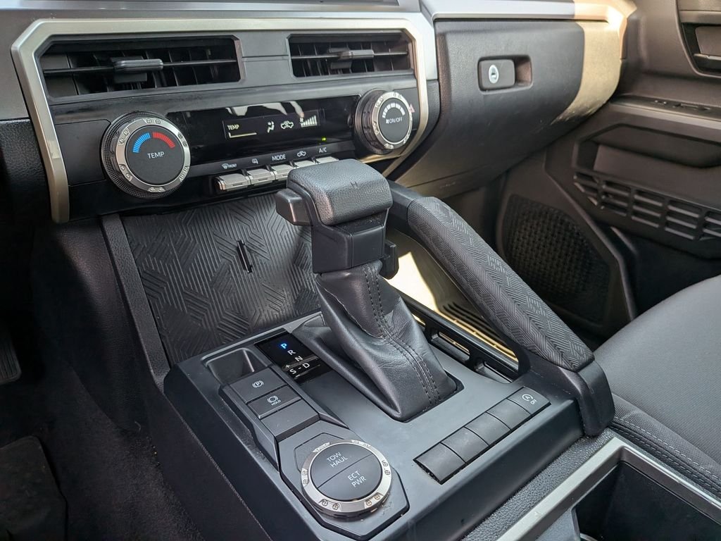 Used 2024  Toyota SR5 image 24
