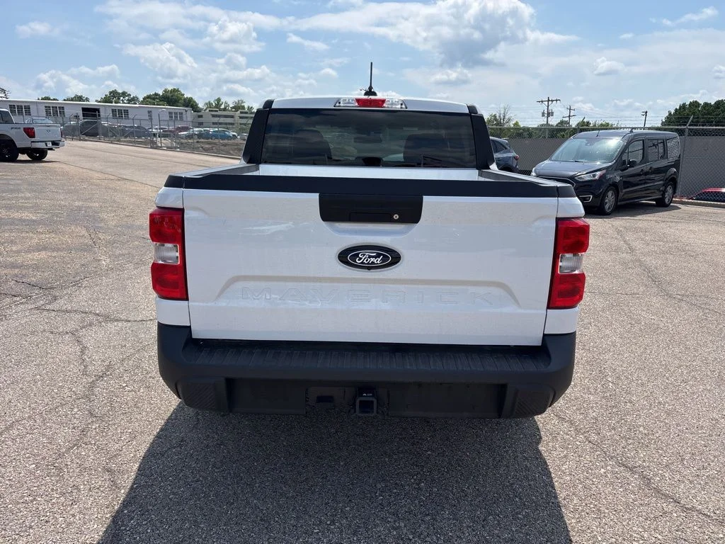 Used 2025 Oxford White Ford XL image 6