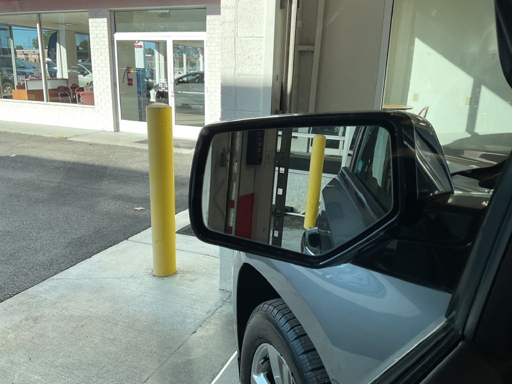 Used 2020 Gray Chevrolet Premier image 16