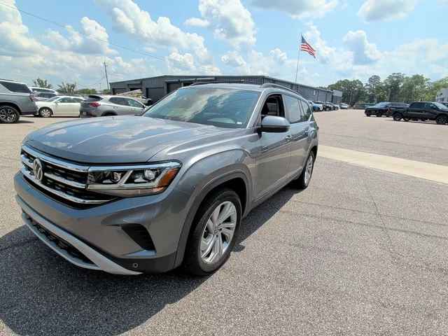 2022 Volkswagen Atlas 2.0T SE w/Technology