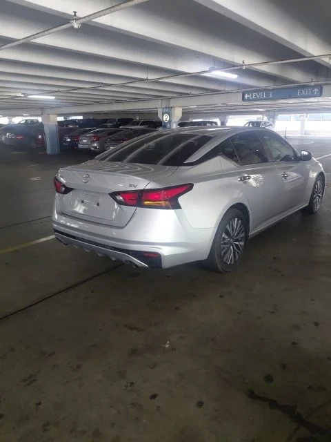 Used 2023 Silver Nissan 2.5 SV image 4