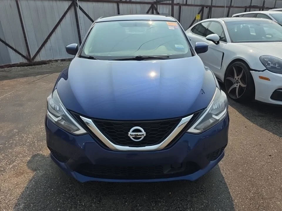 Used 2018 Blue Nissan SV image 7
