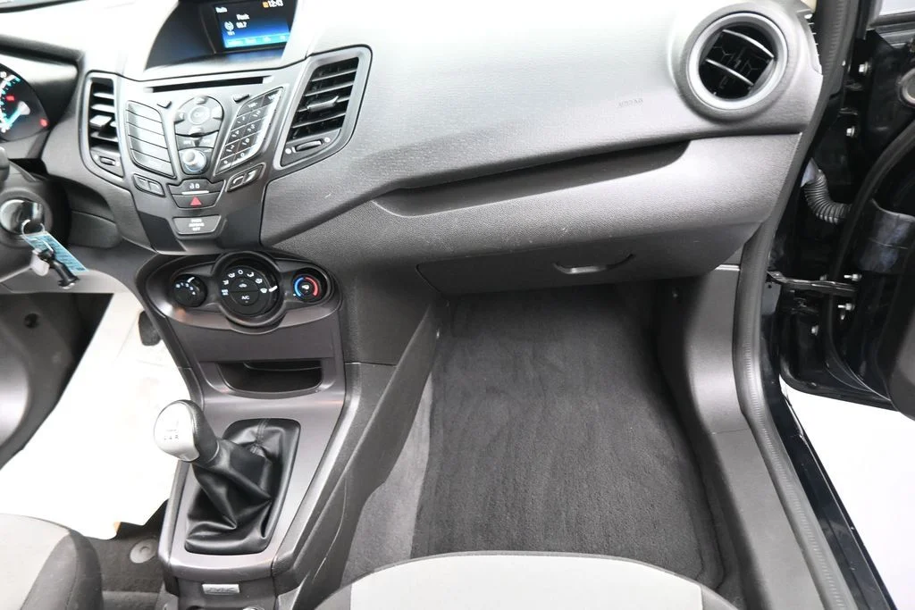 Used 2019 Black Ford S image 44