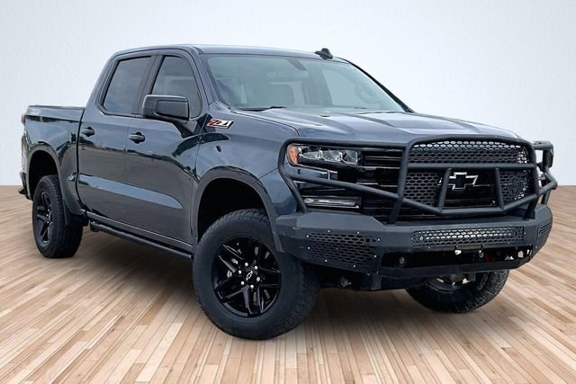 Used 2020 Gray Chevrolet LT Trail Boss image 9