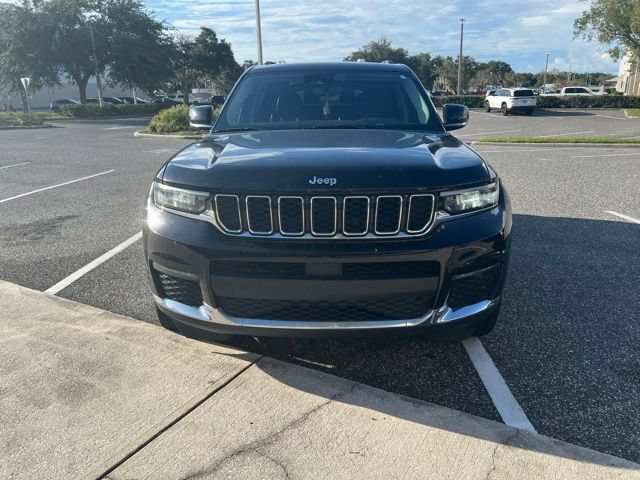 Used 2022 Diamond Black Crystal Pearlcoat Jeep Limited image 2