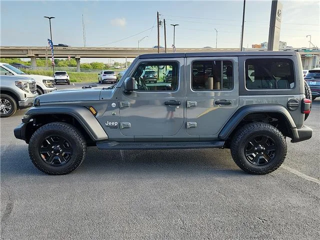 Used 2020 Gray Jeep Sport S 4x4 image 2