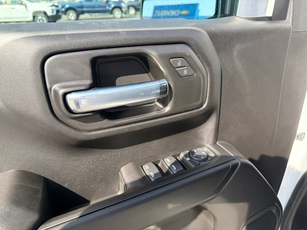 2026 Chevrolet Silverado 1500 Custom - Photo 15