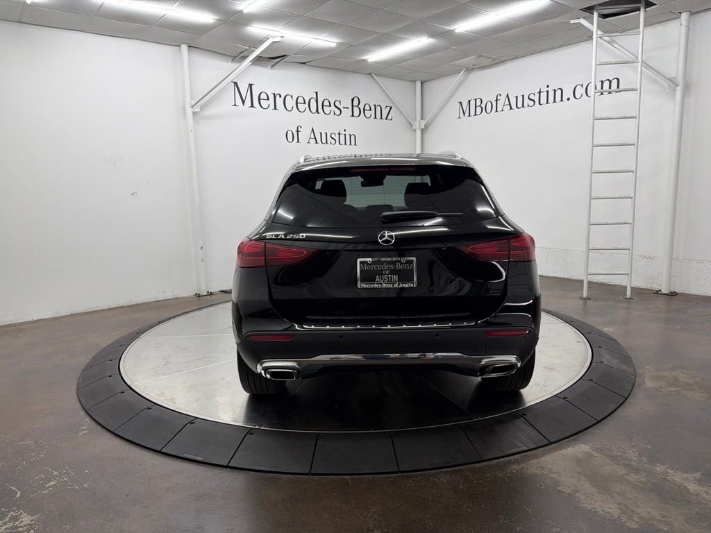 New 2026 Night Black Mercedes-Benz GLA 250 image 6