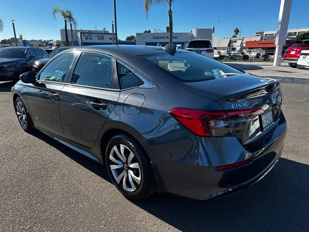 Used 2023 Gray Honda LX image 5