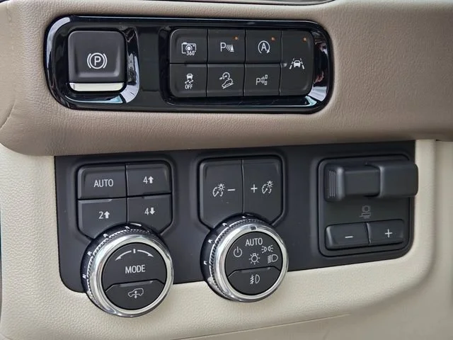 2026 GMC Yukon XL Denali - Photo 12