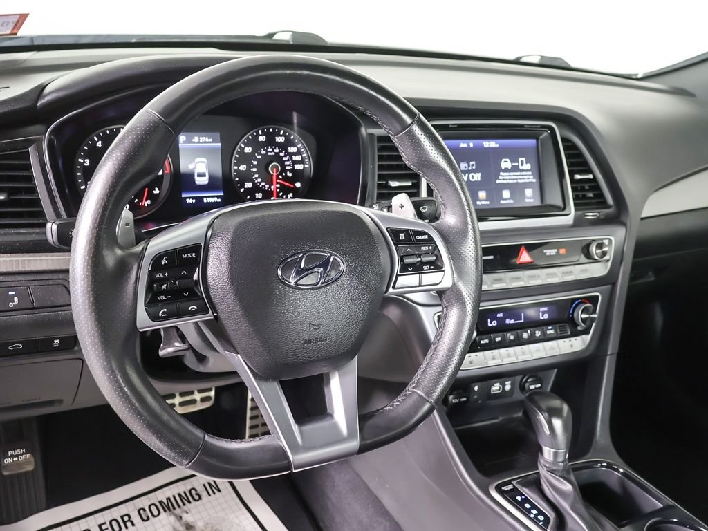 Used 2019 Silver Hyundai Sport image 23