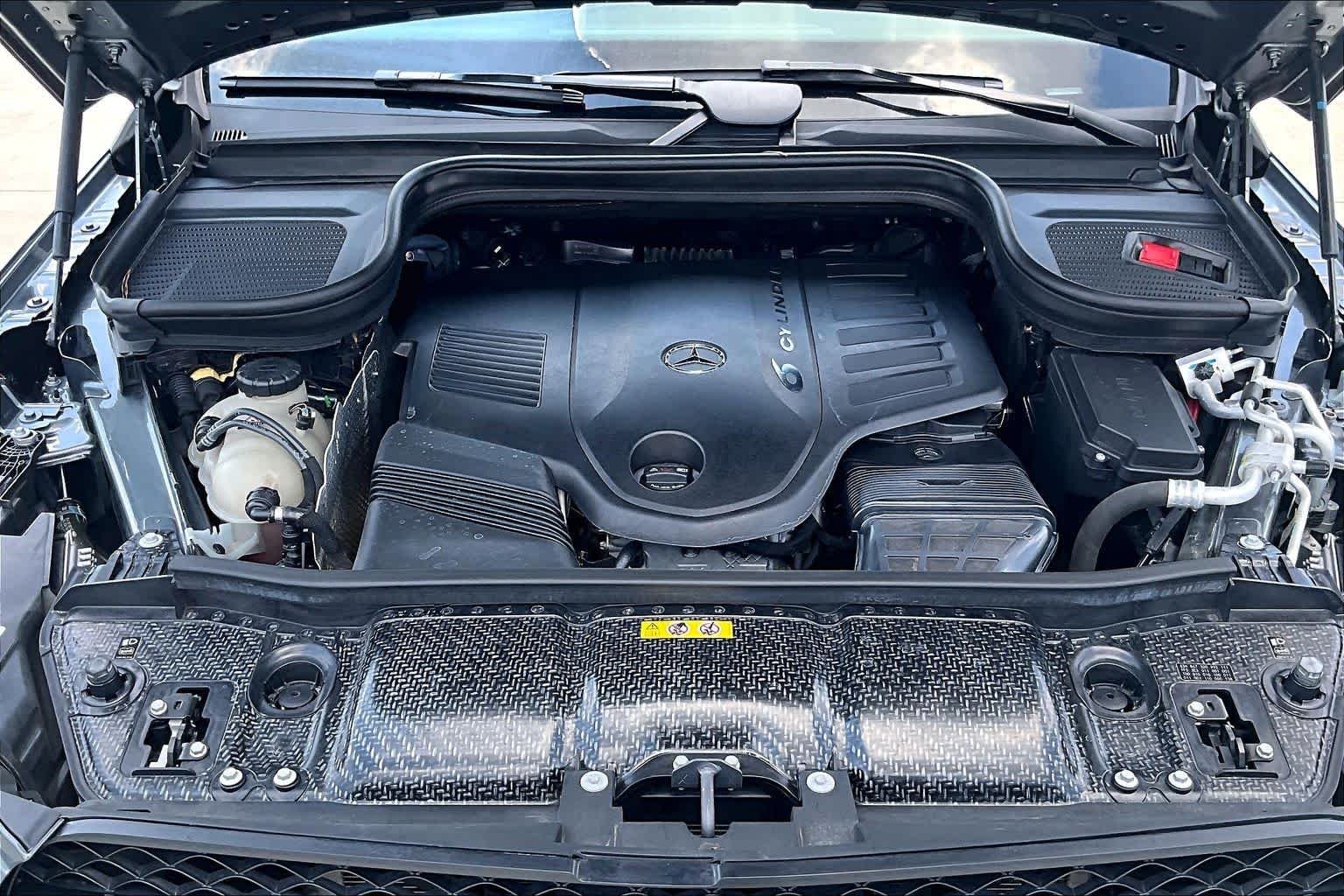 Used 2023 Selenite Grey Metallic Mercedes-Benz GLS 450 image 31