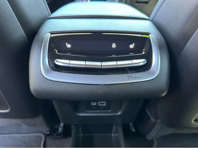 2025 Cadillac XT6 Premium Luxury - Photo 16