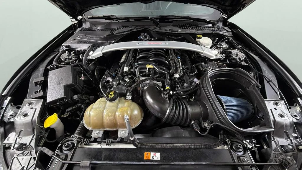 Used 2017 Black Ford Shelby GT350 image 34