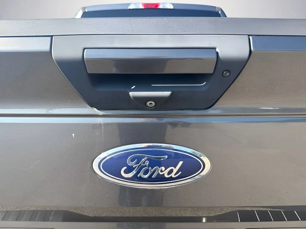 Used 2018 Gray Ford XL image 38