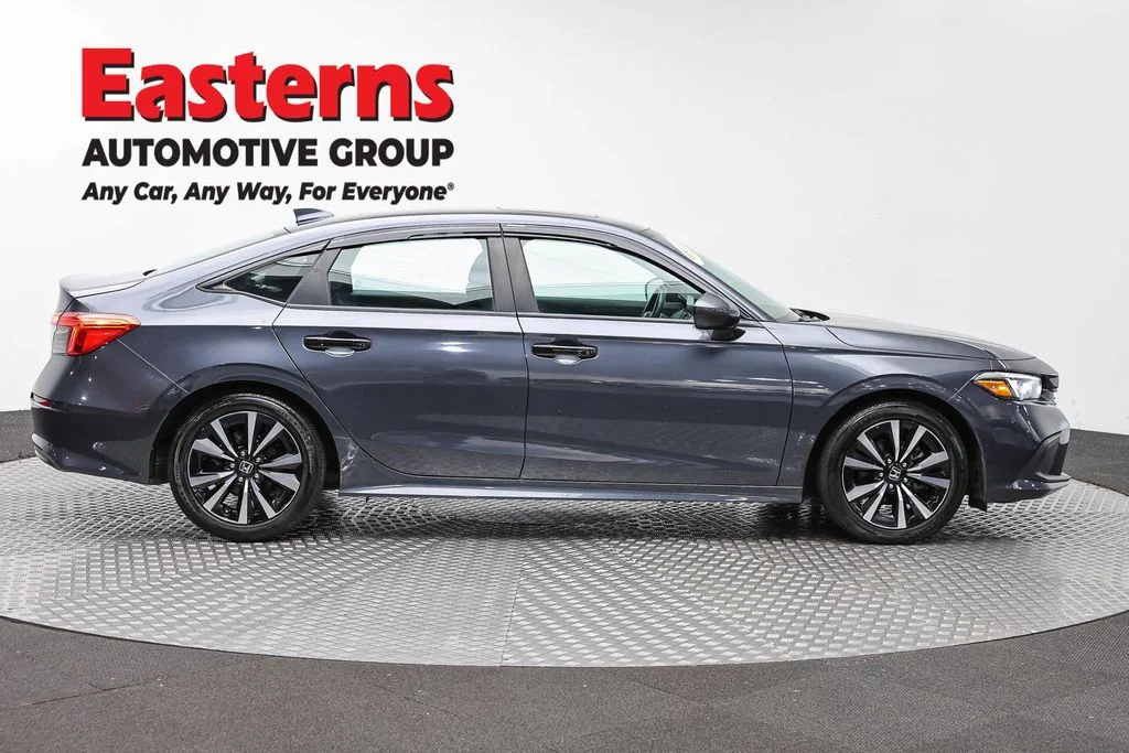 Used 2024 Gray Honda EX image 4