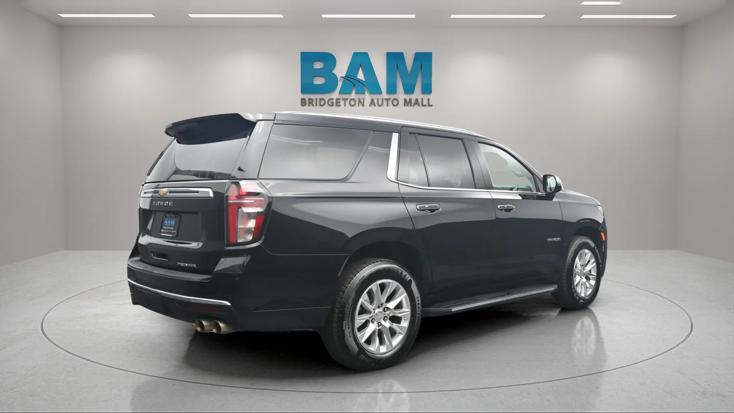Used 2024 Black Chevrolet Premier image 3