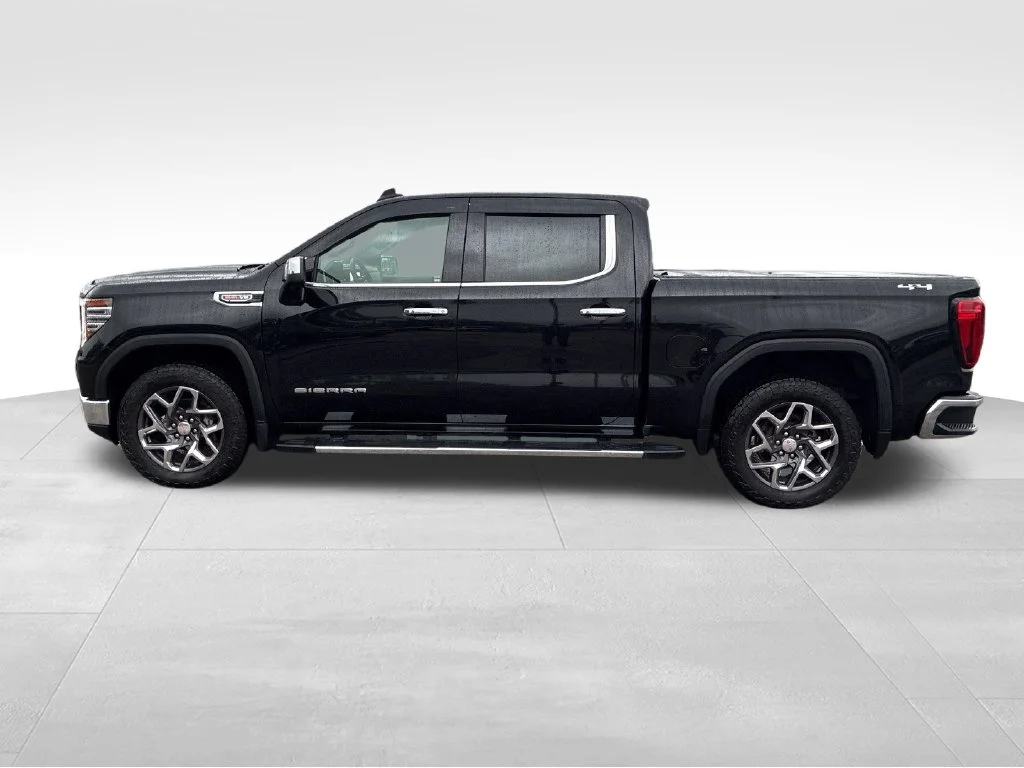 Used 2025 Black GMC SLT image 2