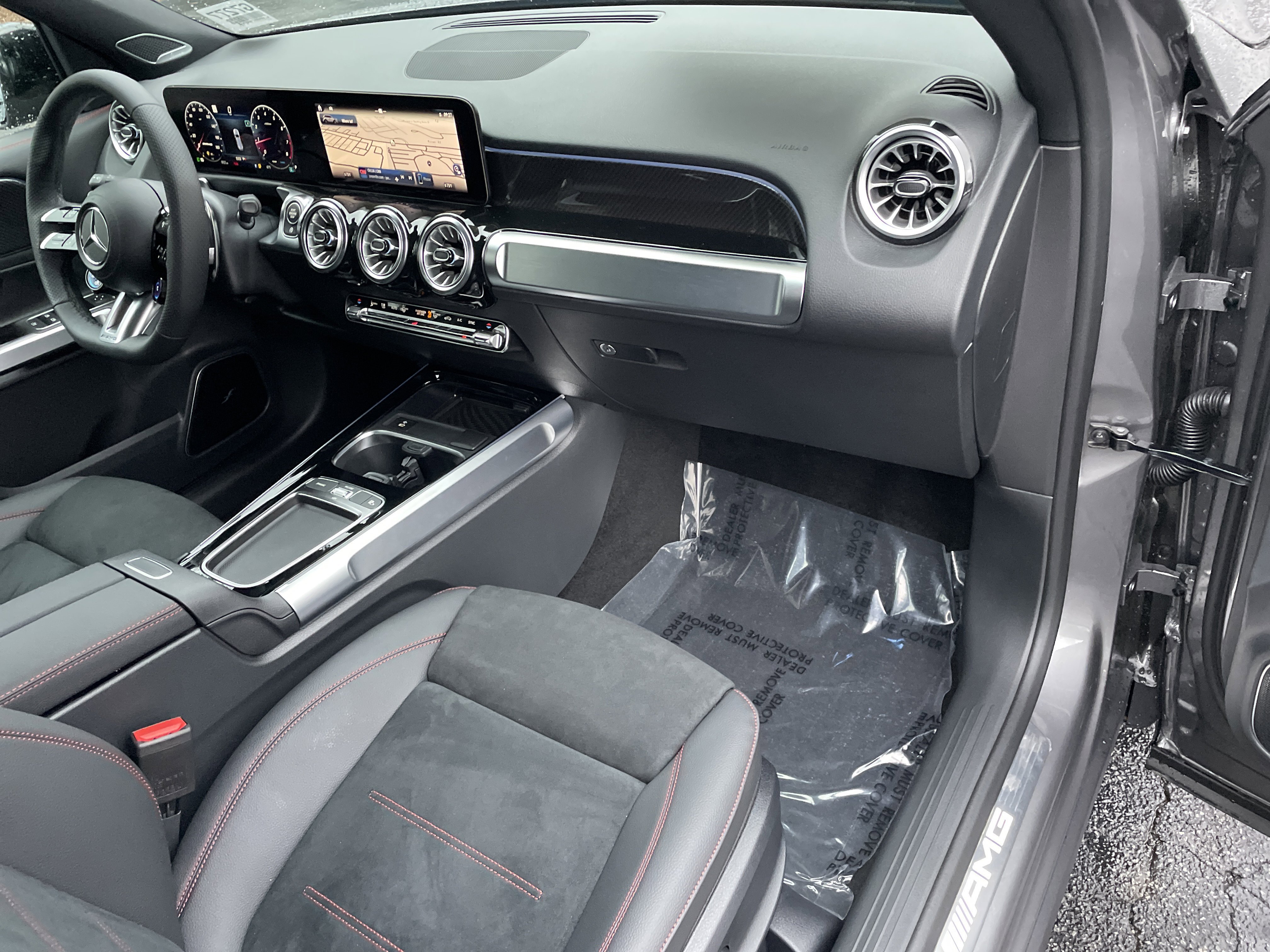 New 2026 Mountain Grey Metallic Mercedes-Benz AMG® GLB 35 4MATIC® SUV image 44