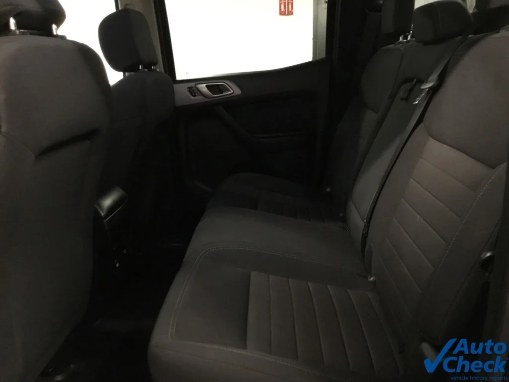 Used 2019 Black Ford XLT image 35
