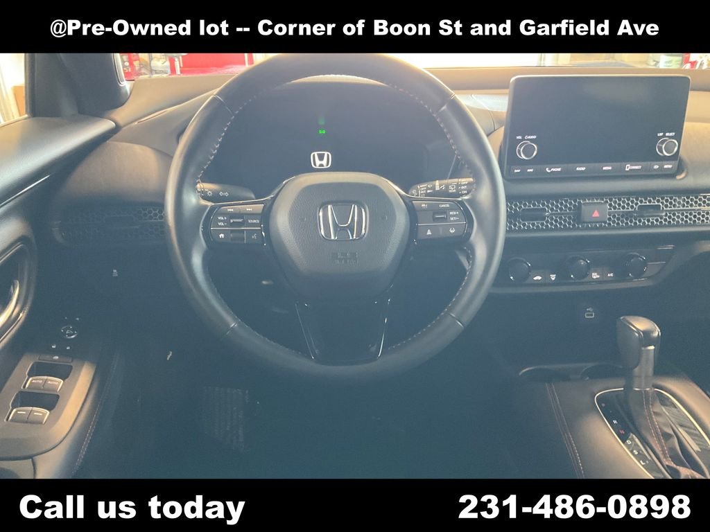 Used 2024  Honda Sport image 16