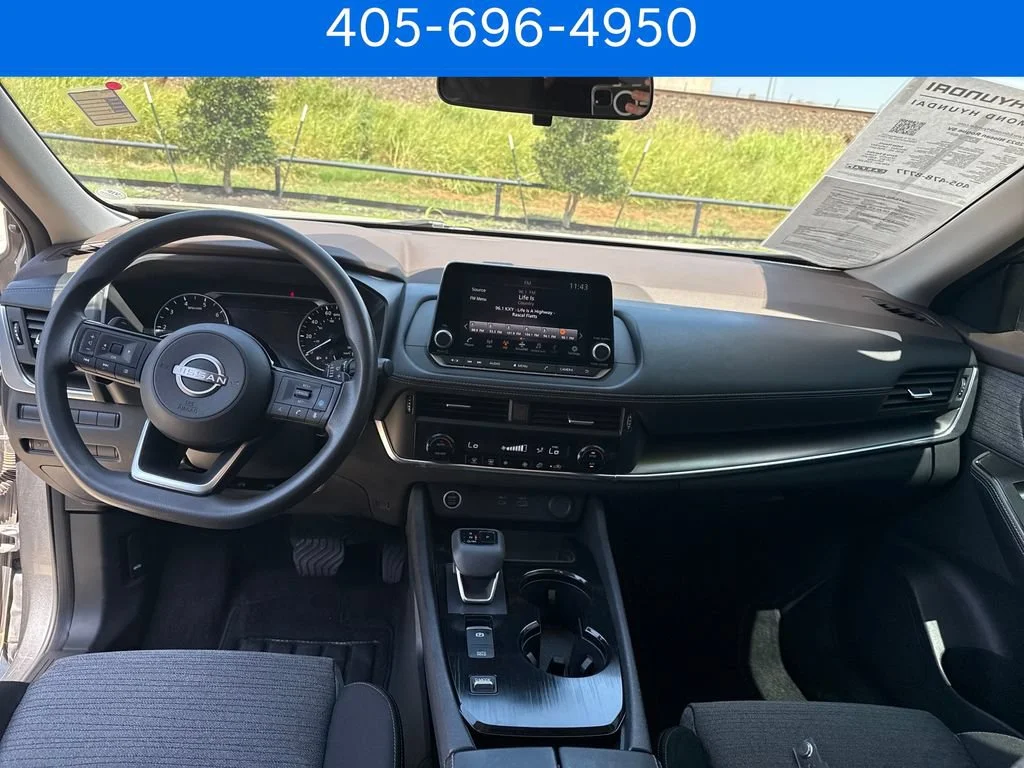 Pre-Owned 2023 Nissan Rogue SV