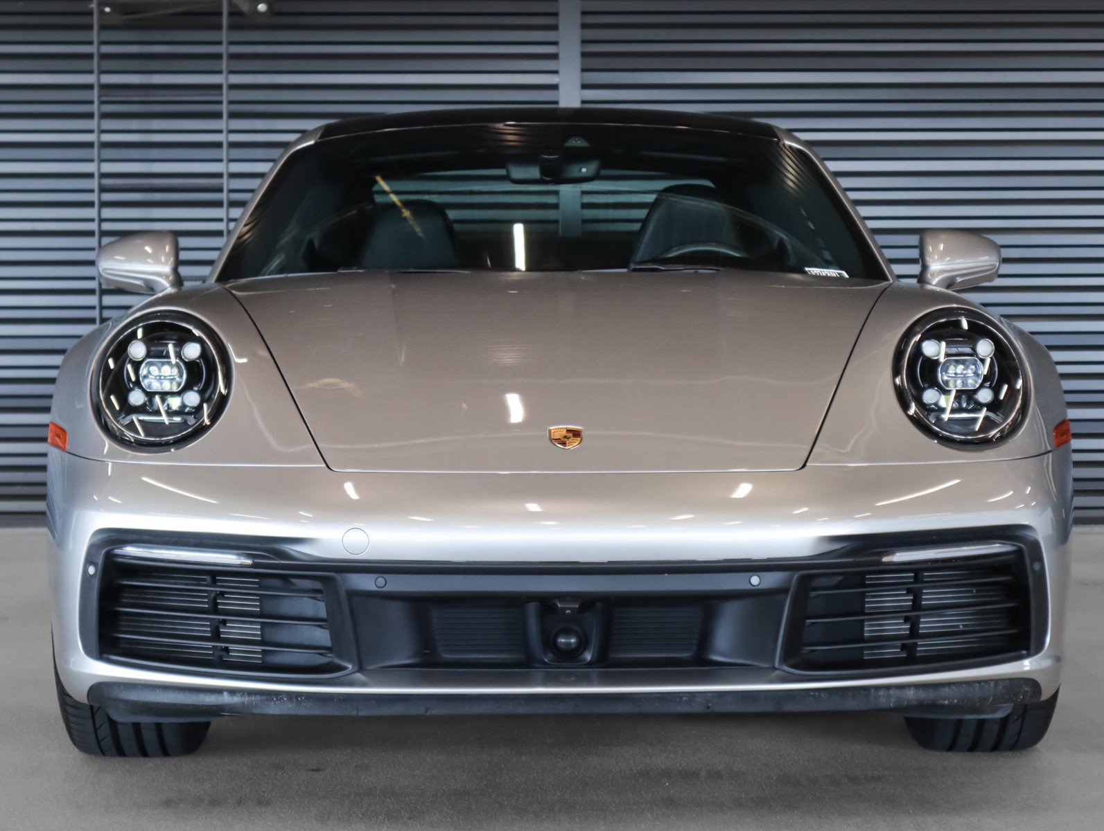 Used 2023 Gt Silver Metallic Porsche Carrera Coupe image 8