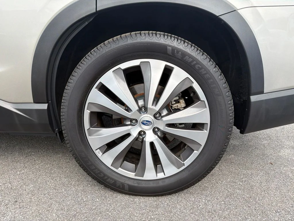 Used 2019 Gray Subaru Limited image 13