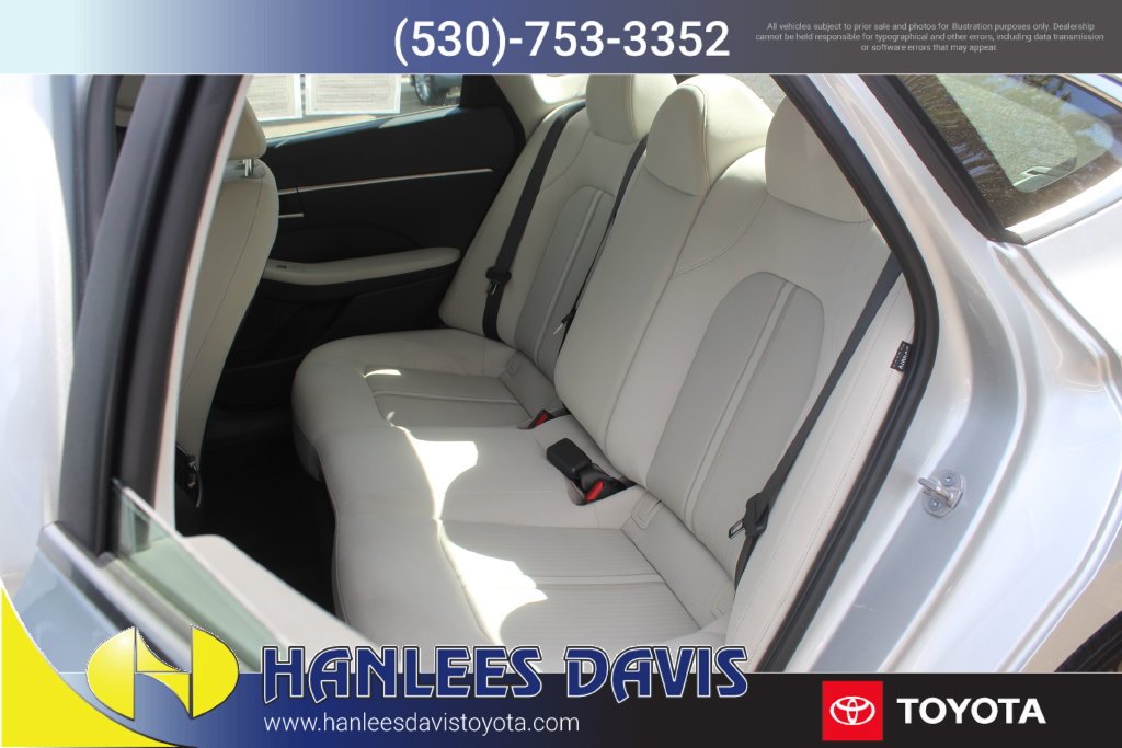 Used 2026 Silver Hyundai Blue image 13