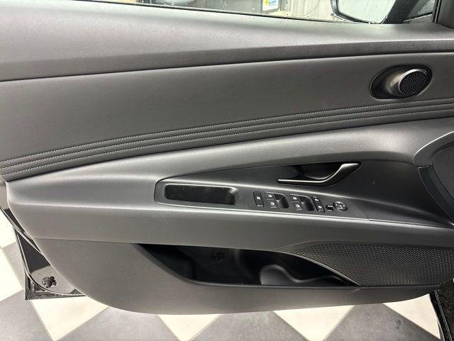 New 2026 Black Hyundai SEL Sport image 6