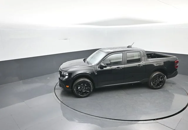 New 2026 Shadow Black Ford XLT image 21
