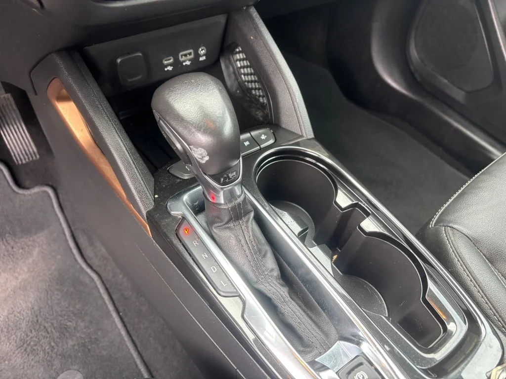 Used 2022 Red Chevrolet ACTIV image 17