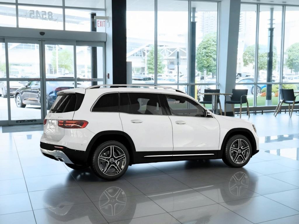 New 2026 Polar White Mercedes-Benz GLB 250 image 18