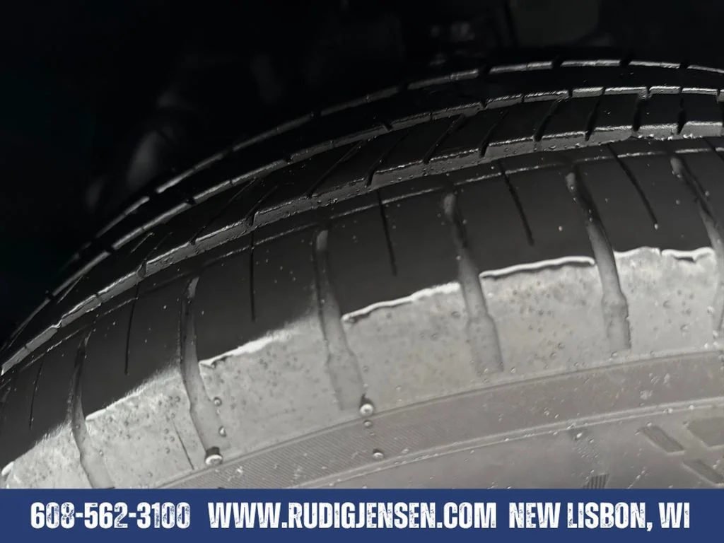 Used 2025 Silver Subaru Premium image 26