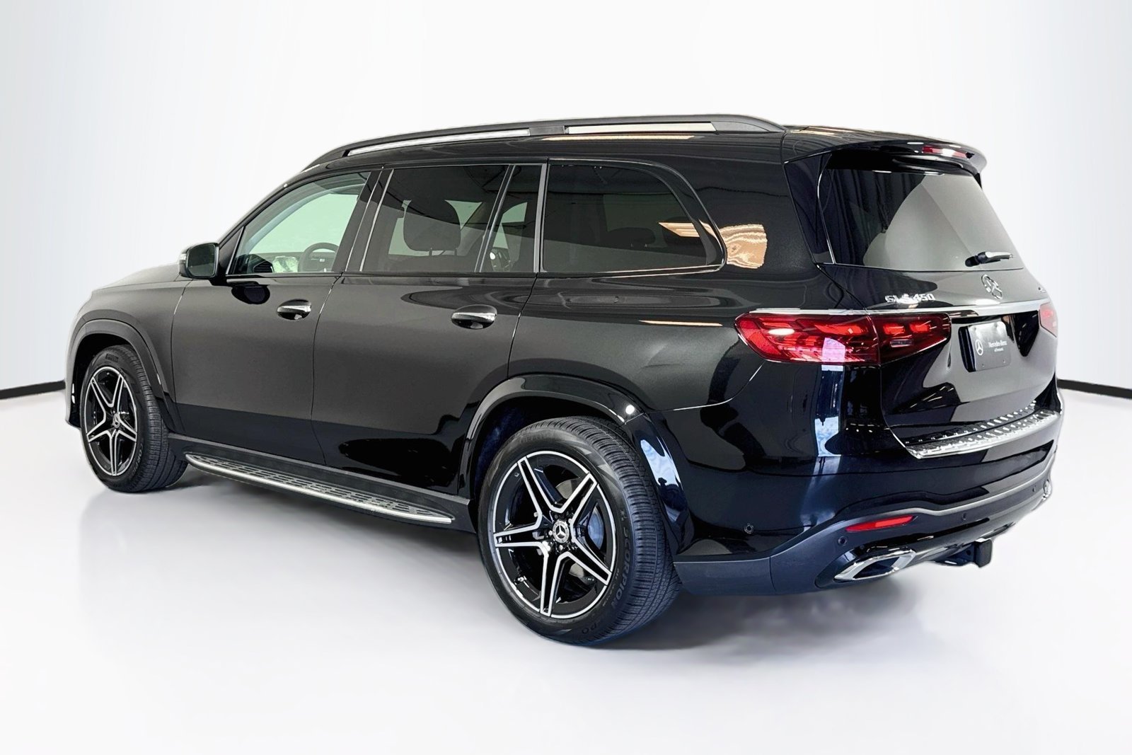 New 2026 Obsidian Black Metallic Mercedes-Benz GLS 450 image 7