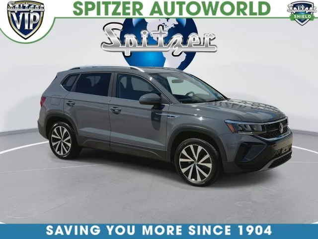Used 2023 Gray Volkswagen 1.5T SE image 3
